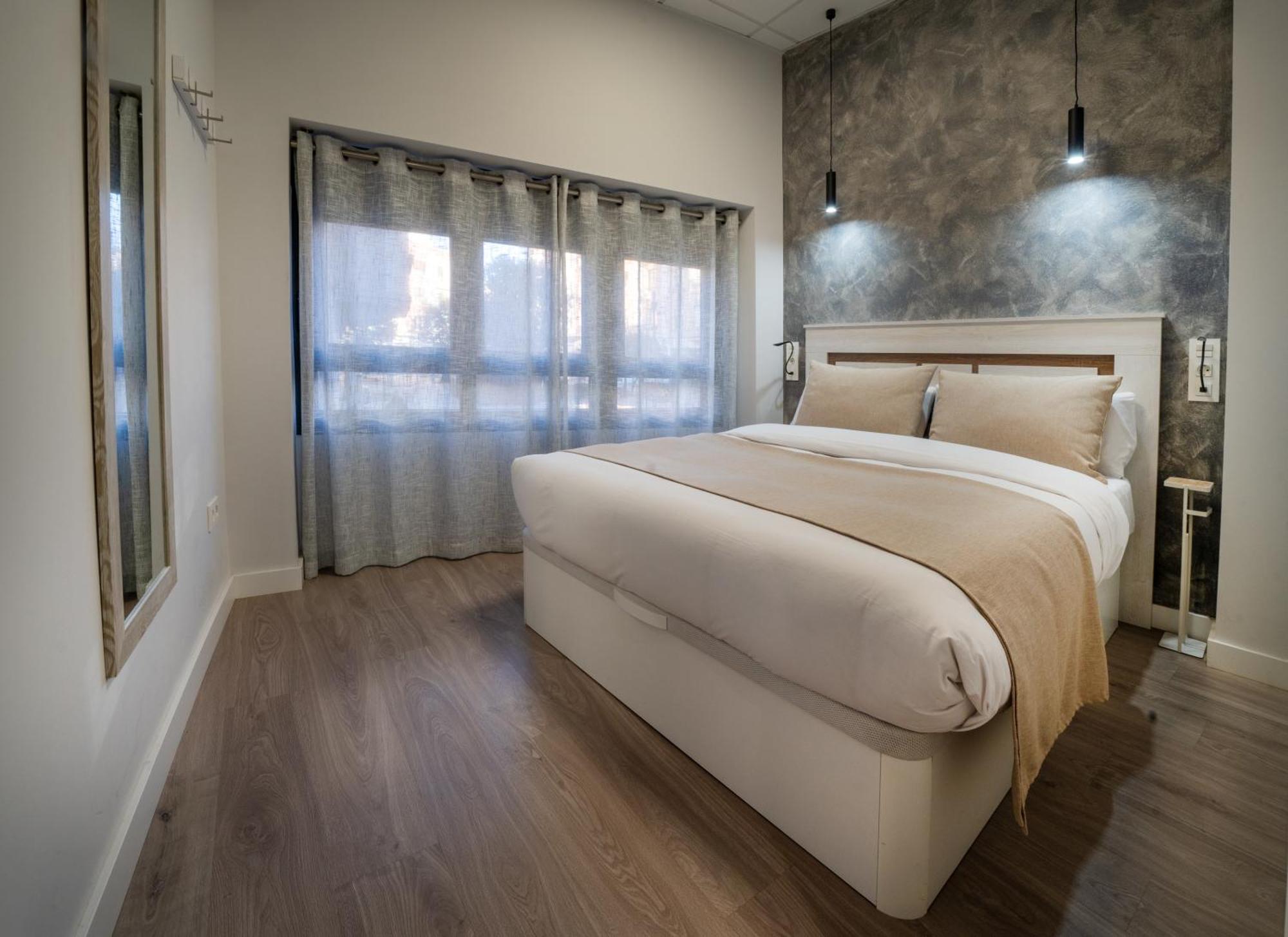 Apartamentos Aranda - Roble اراندا دي دويرو المظهر الخارجي الصورة
